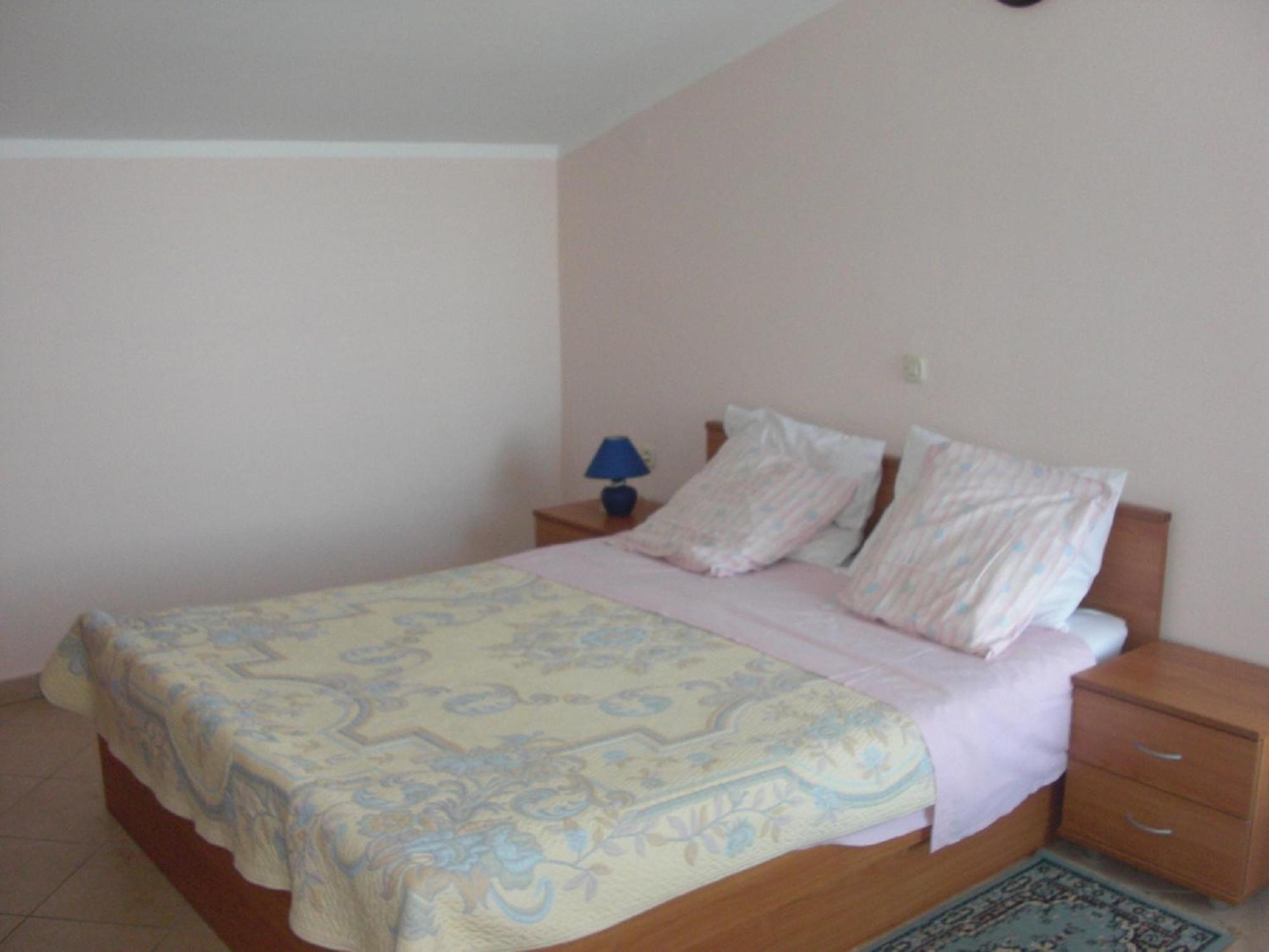 Villa Dinastija Kali Szoba fotó